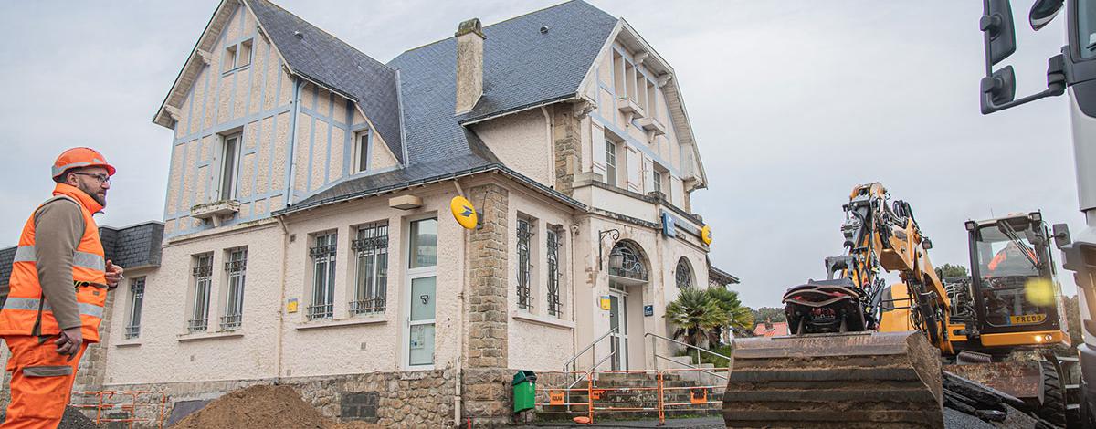 travaux sur la place de la poste