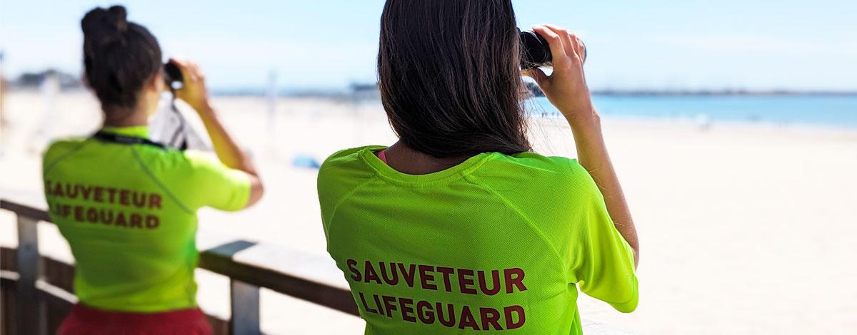 Les postes de secours de prêts pour la saison estivale