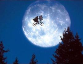 illustration Toutes toiles dehors ! « E.T. l'extraterrestre » en plein air