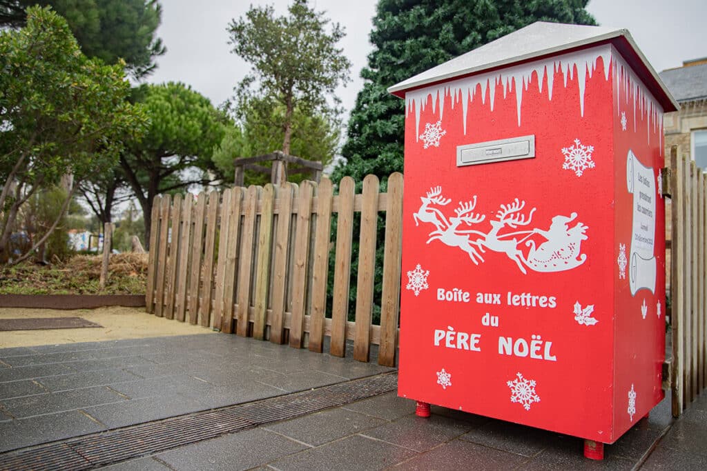 boîte aux lettres de Noël